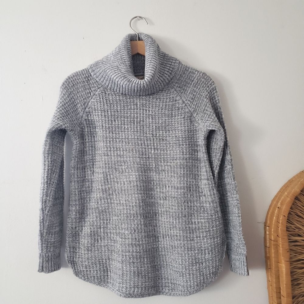 It's Our Time Gray Turtleneck Sweater XS